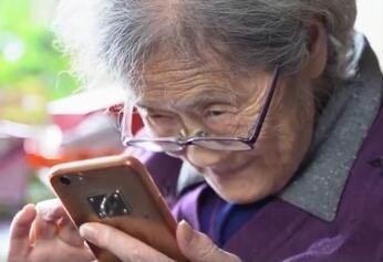 89岁老太痴迷网购,91岁闺蜜:再买跟你一刀两断……